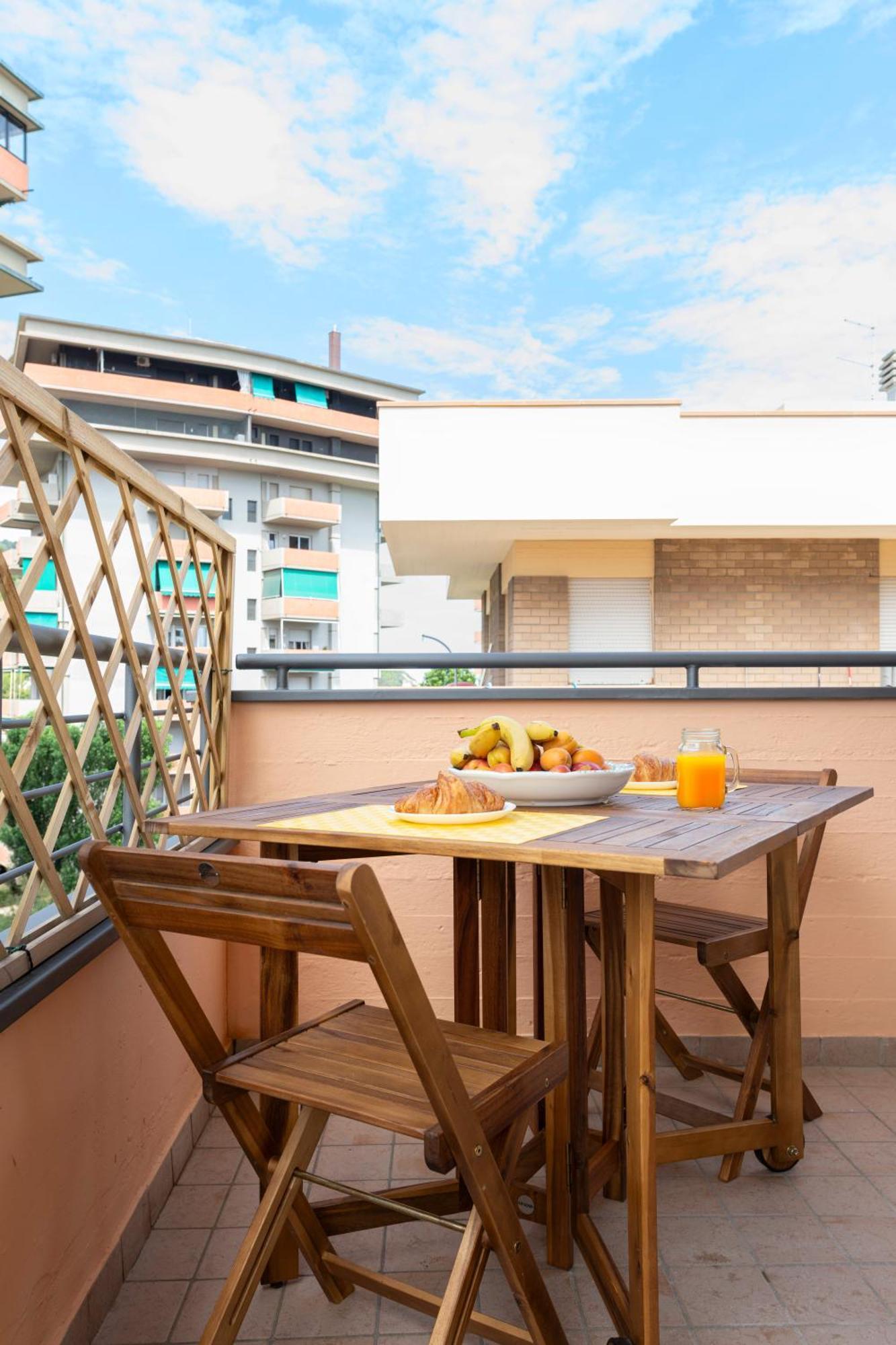 דירות פסארו Casa Baia Flaminia מראה חיצוני תמונה