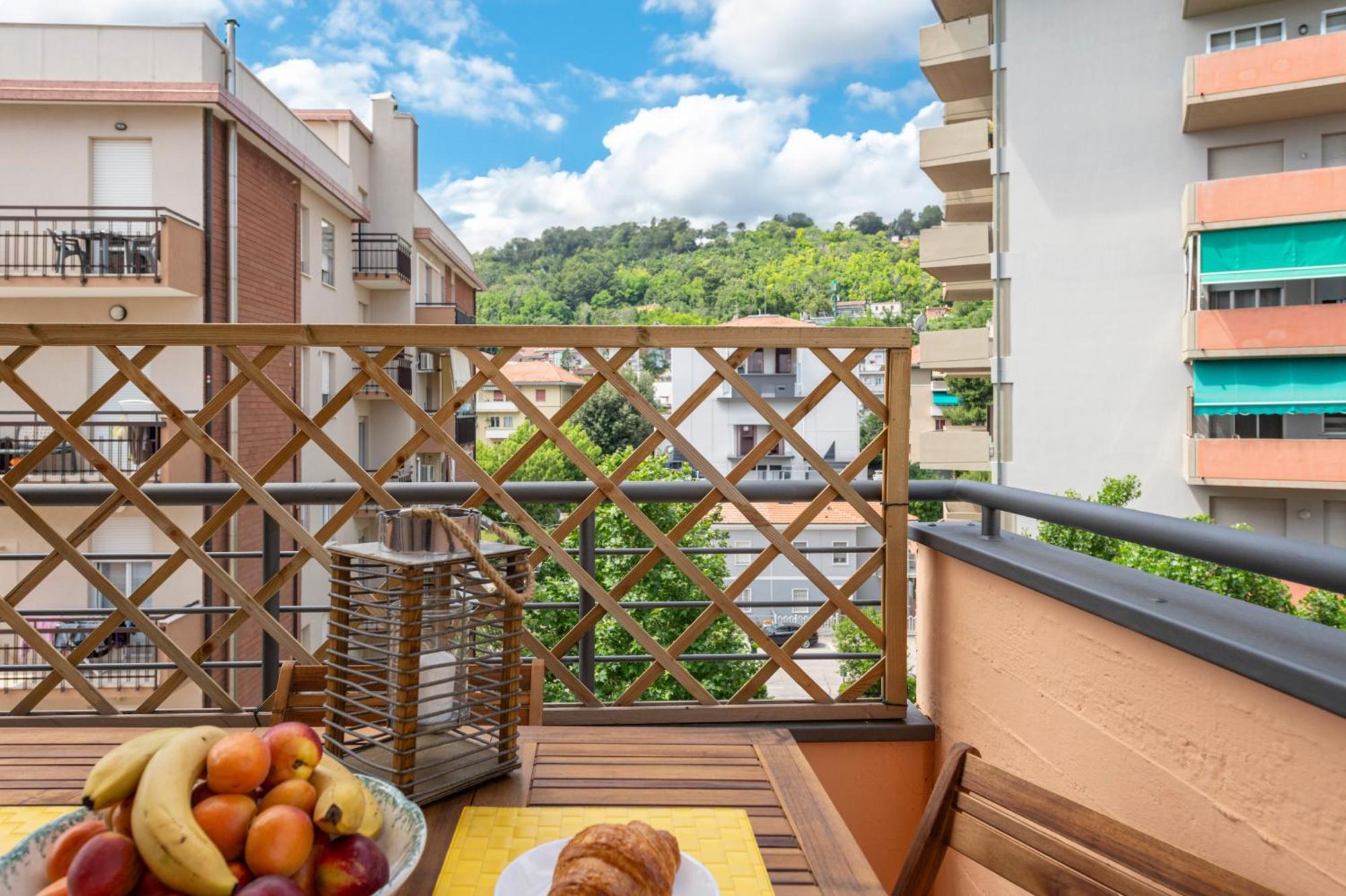 דירות פסארו Casa Baia Flaminia מראה חיצוני תמונה